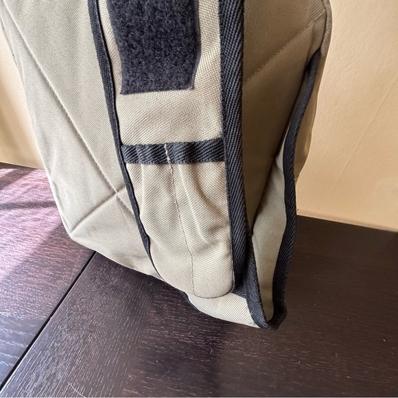 Puma tan black Sling Crossbody pack - Picture 6 of 13